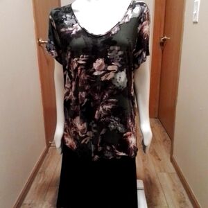 Vera Wang "Simply Vera" top NWOT in black, pink, and gray, women's size 1X